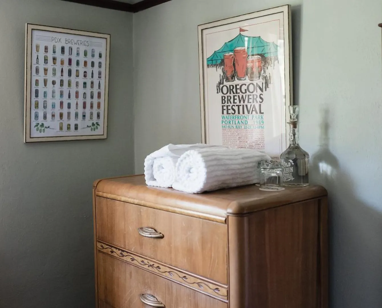 Southeast Portland Comfy & Eclectic Craftsman Home